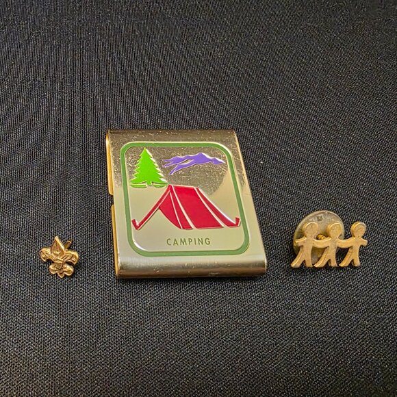 Lot Of Vintage Boy Scouts Pins And belt slide - Picture 1 of 5